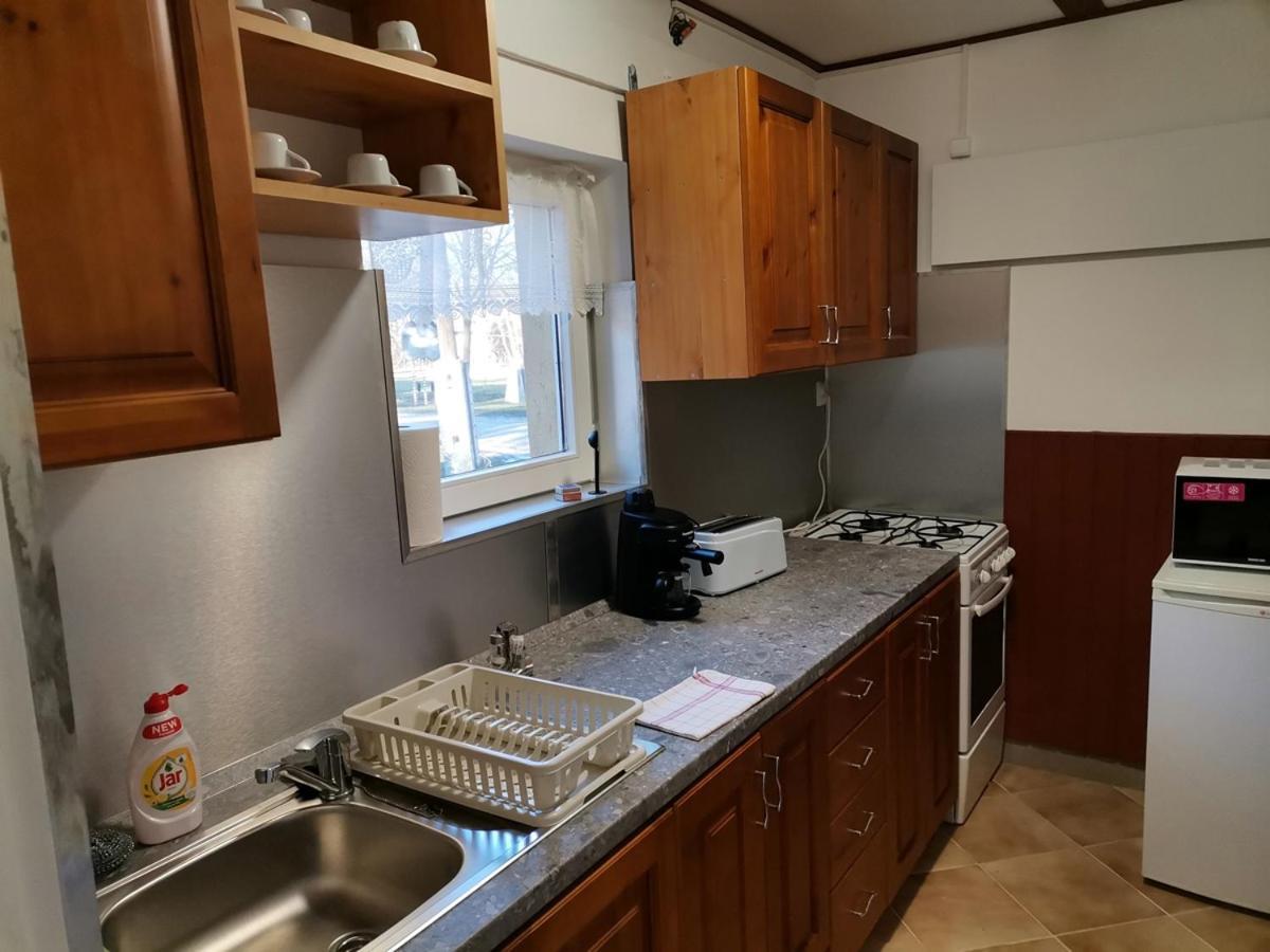 Nagy-Magyarorszag Park Bed & Breakfast Isztimer ภายนอก รูปภาพ